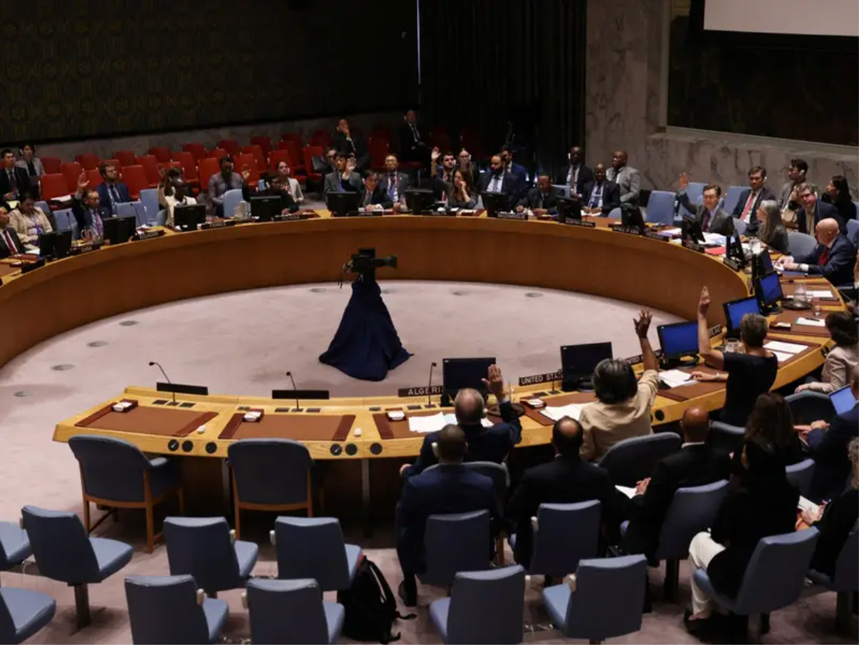 بعد تطوير إيران أنشطتها النووية.. ثلاث دول أوروبية تحذر في مجلس الأمن: سنفعّل آلية الزناد