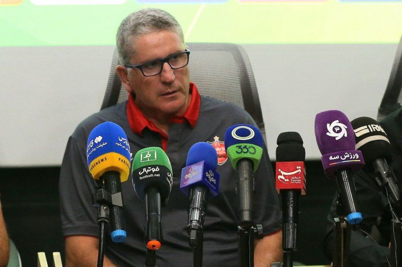 گاریدو درباره مشکلات پرسپولیس: دلیل خاصی دارد این سوالات را می‌پرسید؟ مشکل شما هستید