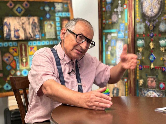 أستاذ في جامعة طهران: إيران تطيل المفاوضات وتخفي سعيها وراء السلاح النووي