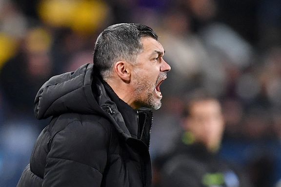 کونسیسائو پس از اولین برد با میلان: از در آغوش گرفتن بازیکنانم خوشم نمیآید، باید ببریم