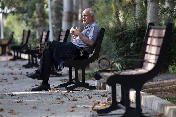 سلامت زیر تیغ تورم و ناکارآمدی بیمهها؛ بازنشستگان درمان خود را به تعویق میاندازند