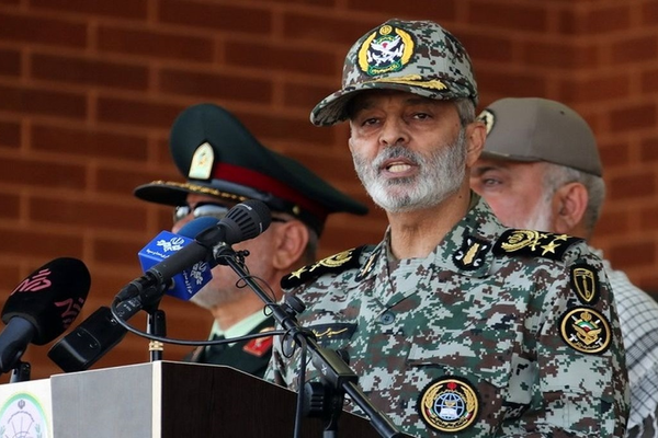 رئيس الأركان الإيراني: حتى لو بقي إيراني واحد فقط ستتلقى أميركا صفعة الانتقام