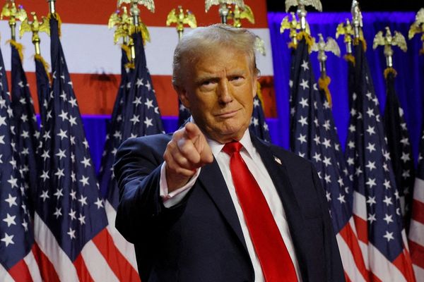 Trump touts negotiations but tries to cripple Iran, Pezeshkian says