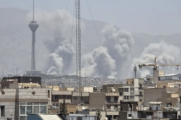 مسؤول إيراني: انتظرنا هذه الحرب منذ 40 عامًا.. لكن لم يكن لدينا حتى ملجأ واحد