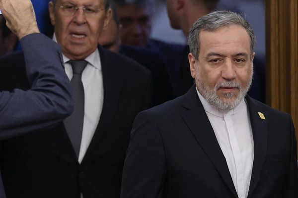 عراقچی: روی رایزنی با روسیه برای عدم تکرار حمله اسرائیل تکیه میکنیم