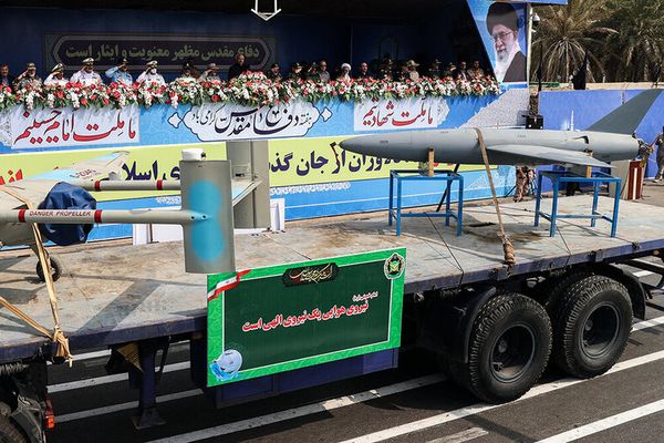 قالیباف، رییس مجلس: درآمد نفتی کم شده اما بودجه نیروهای مسلح را کاهش نمیدهیم