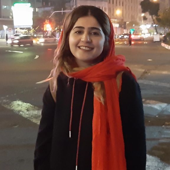 سپیده قلیان در پی افشای آزار زنان زندانی به «تبلیغ علیه نظام» متهم شد