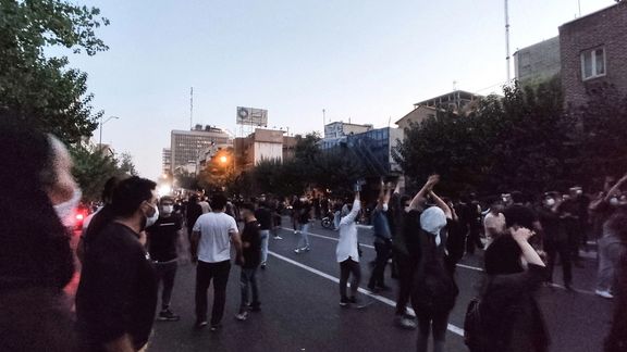 Underground Youth Groups In Iran Survive Clampdown, Seek Regime’s Overthrow