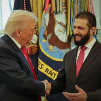 همزمان با دیدار ترامپ و الشرع، واشینگتن اجرای «تحریمهای سزار» علیه سوریه را متوقف کرد