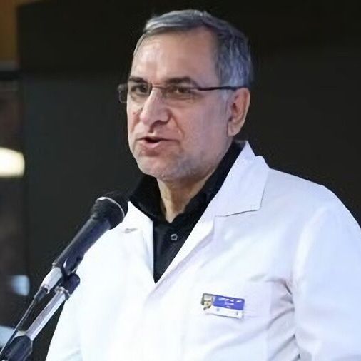 وزیر بهداشت ایران: شرط ورود دانشجویان به کلاسها باید کارت واکسن باشد