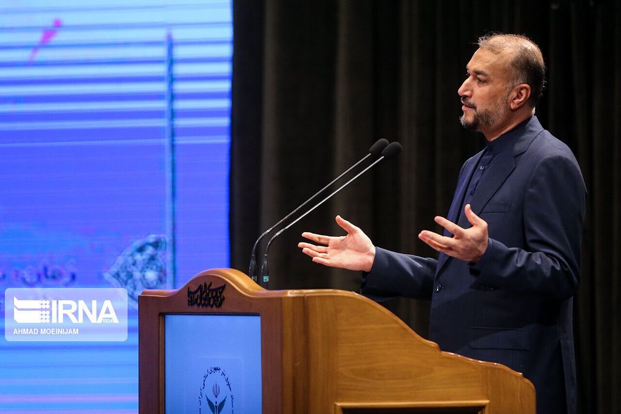 Feeding Hundreds Of New Centrifuges Response To US Sanctions – Iran FM 