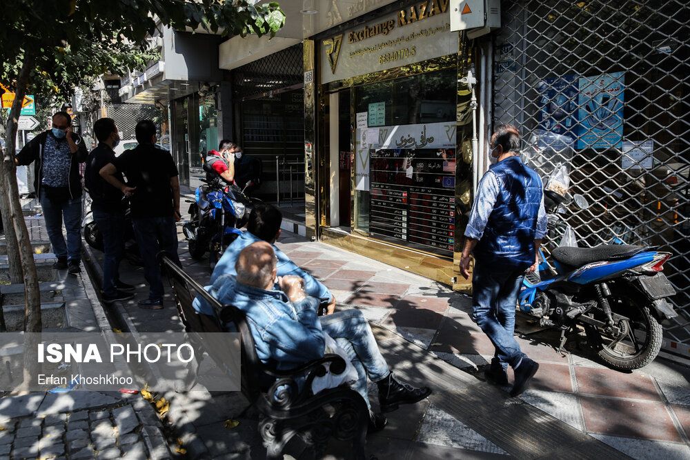 روزنامه شهرداری تهران نرخ ۸۸ هزار تومانی دلار را نشانه «تسلیم شدن» این ارز دانست