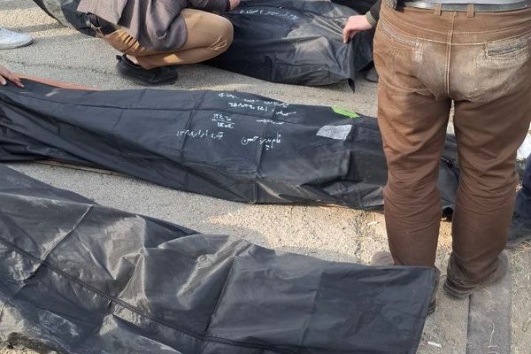 یک مخاطب: فقط در یک بیمارستان زنجان ۱۴ جسد با آثار تیر خلاص منتقل شد