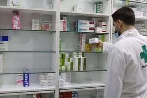 Drug prices jump up to 400% as shortages strain Iranian pharmacies