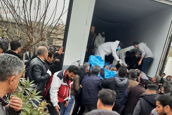 ما بين نفي رسمي وتأكيد برلماني.. 50 جثة نسائية مجهولة بـ "كهريزك" تثير جدلا جديدا في إيران