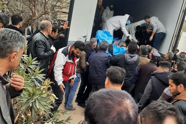 شورای عالی امنیت ملی رسانهها را از خبررسانی درباره کشتهشدگان انقلاب ملی ایرانیان منع کرد