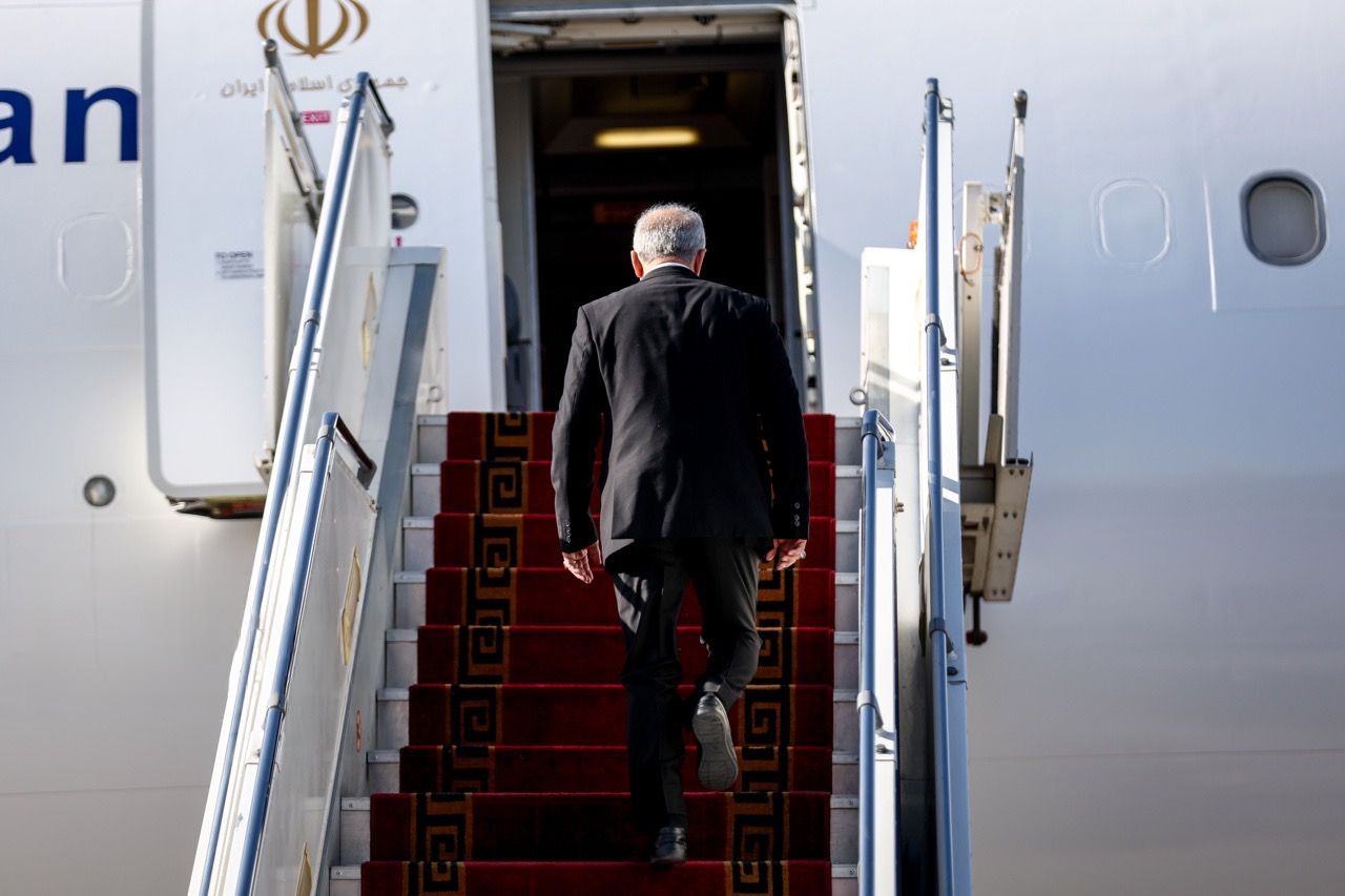Bid to oust Pezeshkian exposes rift among Iran conservatives