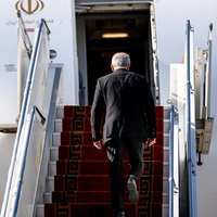 Bid to oust Pezeshkian exposes rift among Iran conservatives