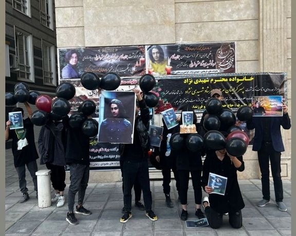 Young Iranians are displaying pictures of their peers killed by government security forces. October 29, 2022