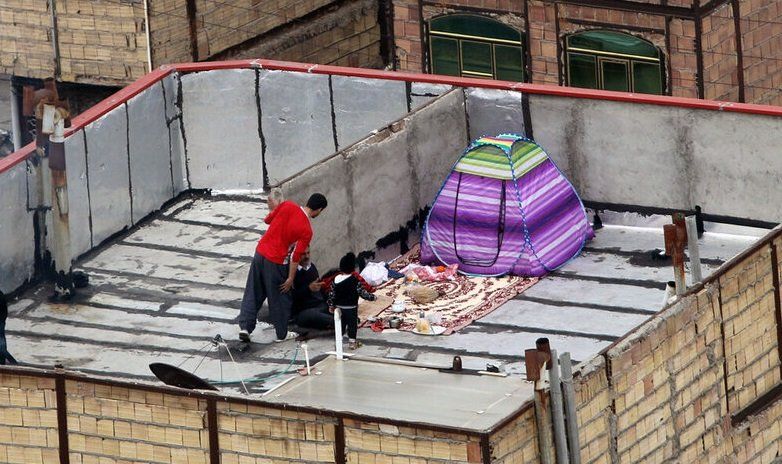 أزمة السكن في إيران .. معاناة المواطنين من "هشاشة مالية"  وعجز أمام ارتفاع الإيجارات