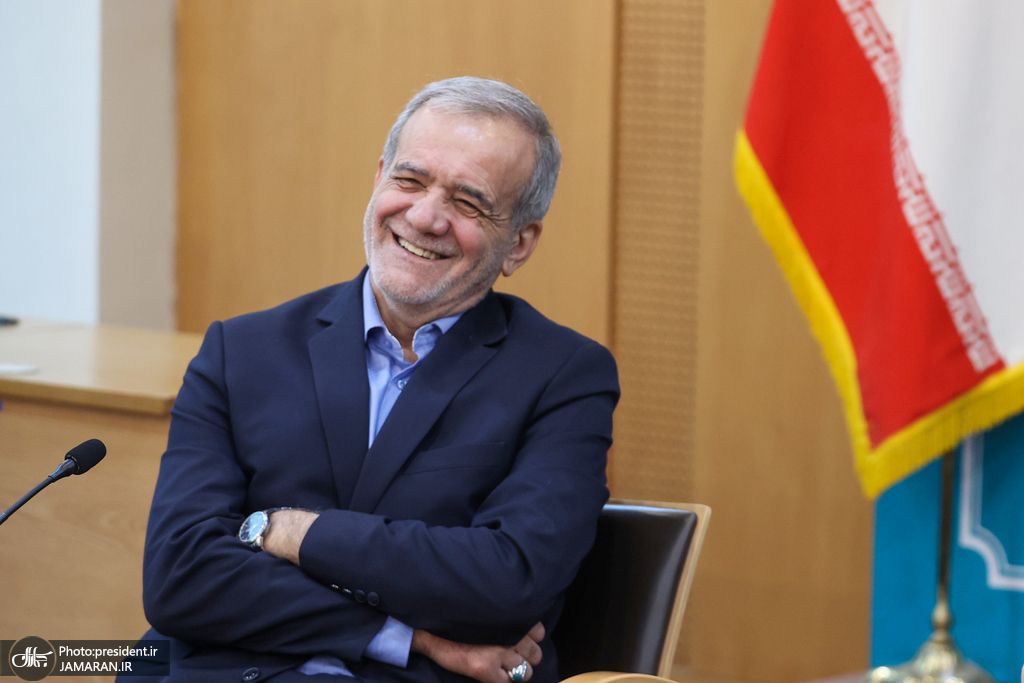 الرئيس الإيراني: لن نشهد انقطاعًا للتيار الكهربائي في صيف العام المقبل