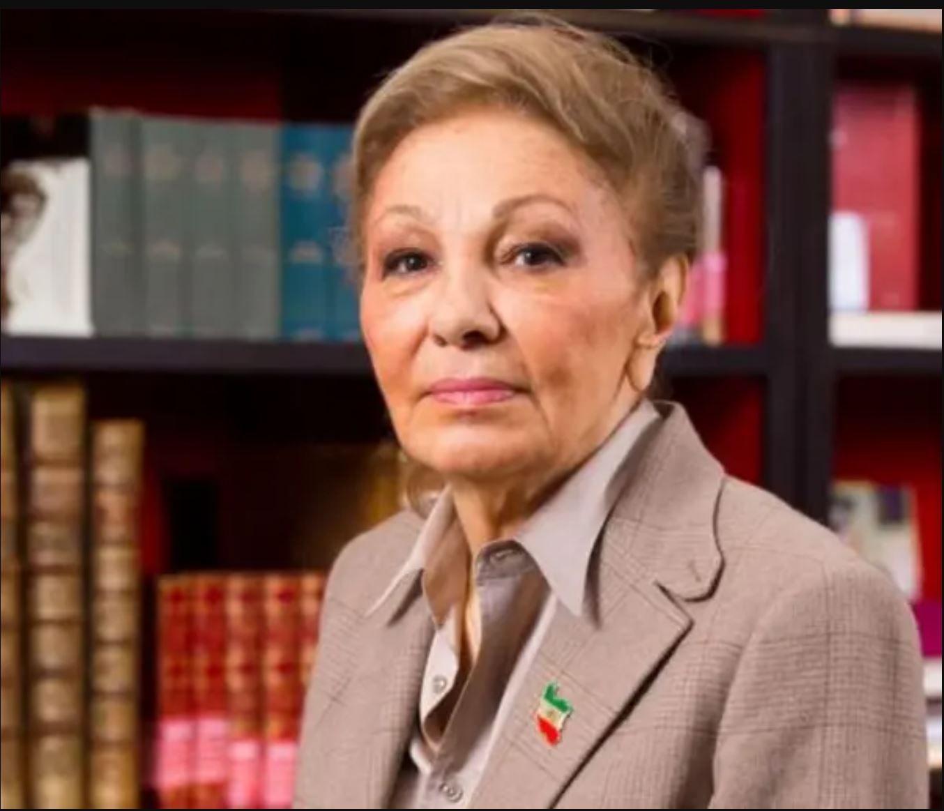 شهبانو فرح پهلوی: شجاعت زنان و مردان ایران قوی‌تر از قدرت سرکوبگران است