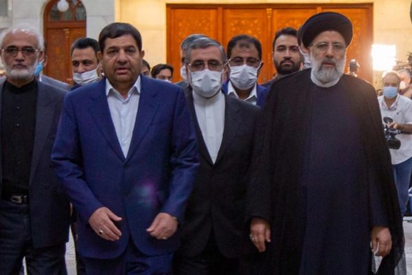 Iran’s Raisi Assembles Unwieldy, Non-Expert Economic Team
