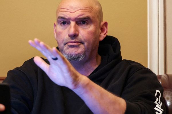 سيناتور أميركي: إذا واصلت إيران برنامجها النووي فسأؤيد تدمير منشآتها