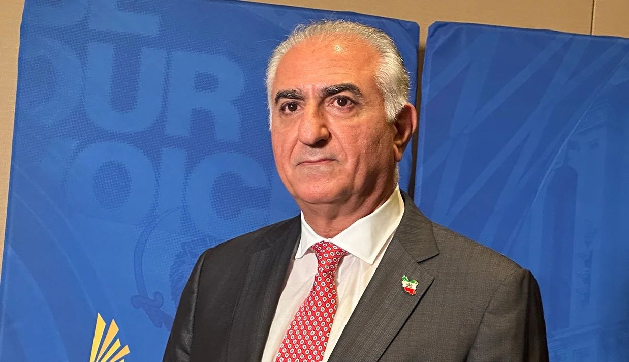 شاهزاده رضا پهلوی: خامنه‌ای انتقام شکست خود از اسرائیل را با اعدام جوانان ایران می‌گیرد