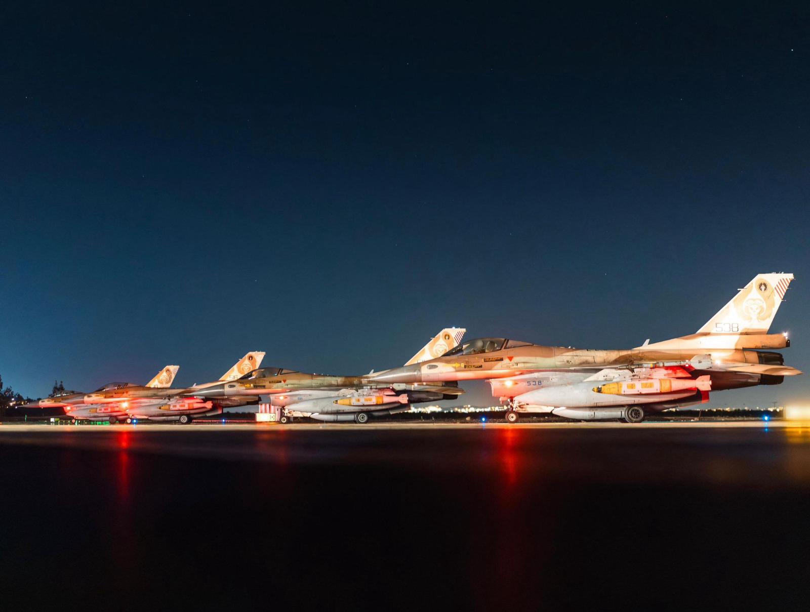 ارتش اسرائیل: روز جمعه با بیش از ۵۰ جنگنده سه منطقه را در ایران هدف قرار دادیم