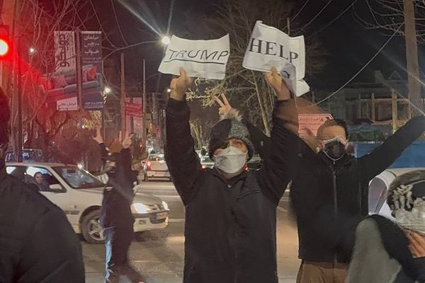 إنكار بلا أرقام.. النظام الإيراني ينفي بيان "إيران إنترناشيونال" بشأن مقتل 12 ألف متظاهر