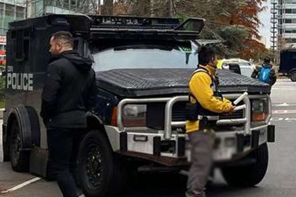 Iran Guards Arrest Dual Nationals 'Linked To Britain' Over Protests
