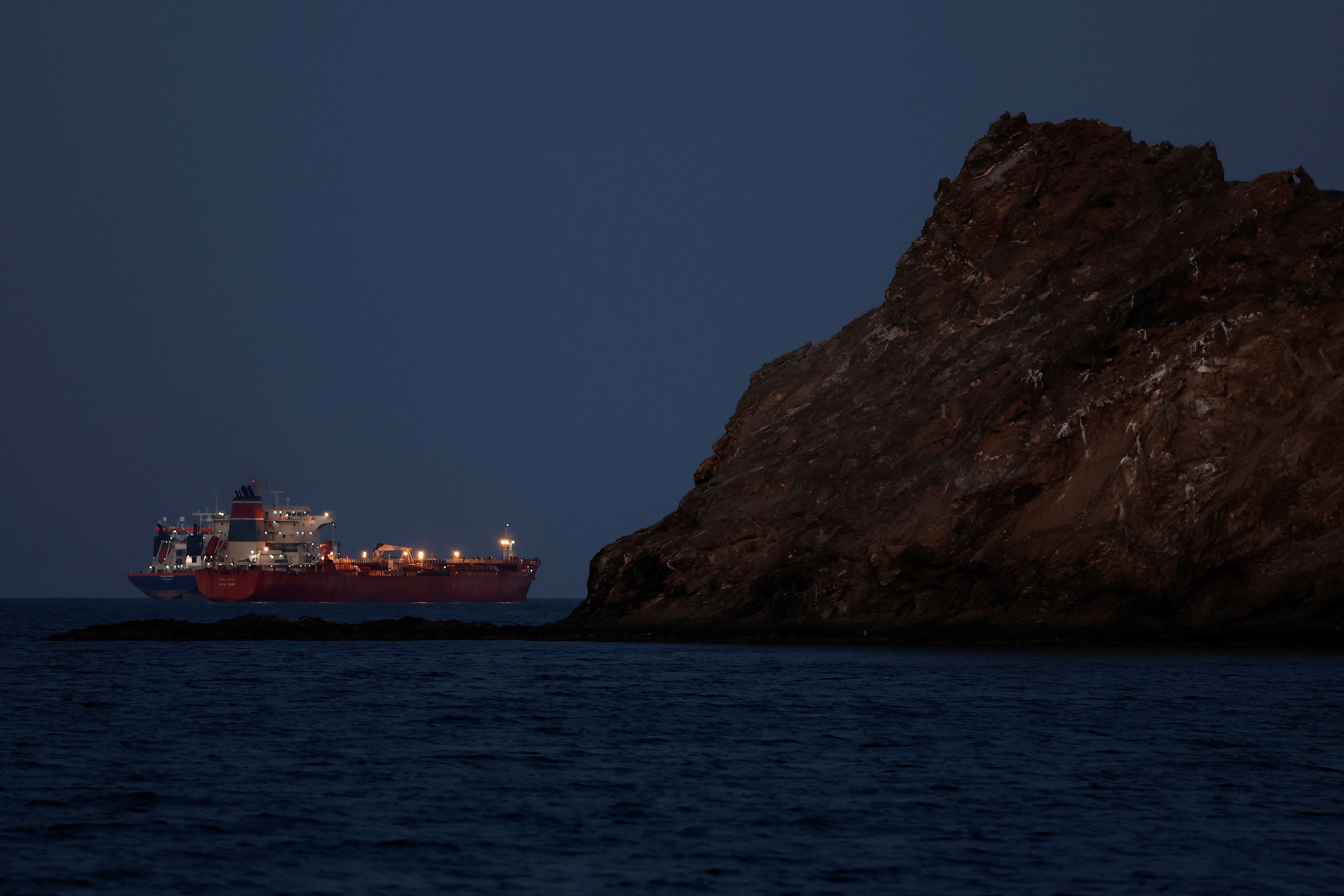 ترامپ: اگر ایران در تنگه هرمز مین‌گذاری کرده باشد، پیامدهای نظامی آن بی‌سابقه خواهد بود