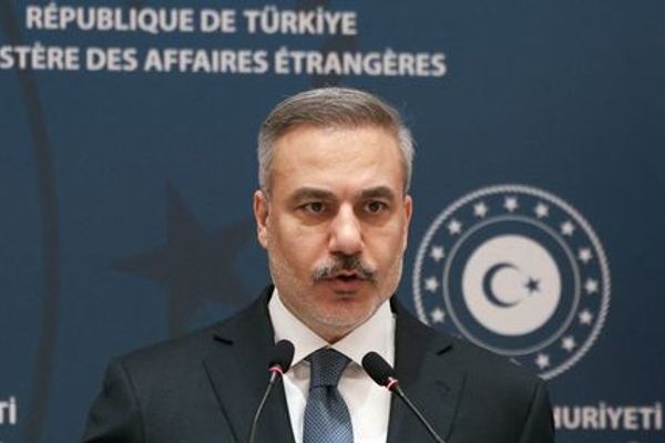 وزیر خارجه ترکیه: جهان به سمت جنگی بزرگتر حرکت میکند