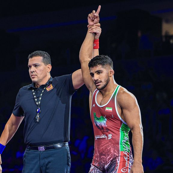 کمربند قهرمانی به شیراز میرود؛ غلامرضا فرخی قهرمان مسابقات جهانی کشتی شد