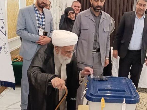 احمد جنتی، دبیر ۹۷ ساله شورای نگهبان، برای انتخاب جانشین ابراهیم رئیسی، رای داد