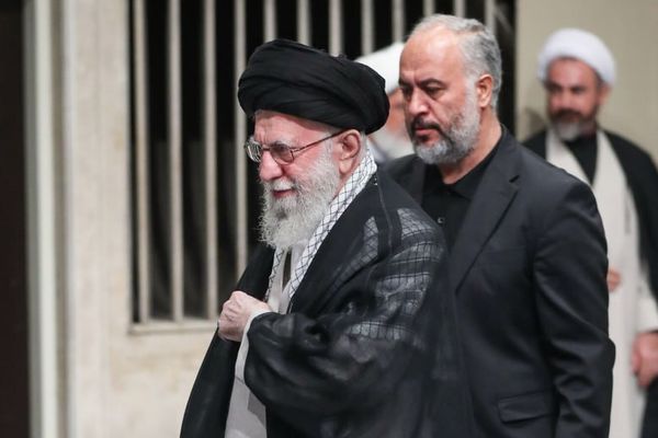 بازنشر اظهارات خامنهای همزمان با نشست شانگهای: تمام ابعاد توافق با چین عملیاتی شود
