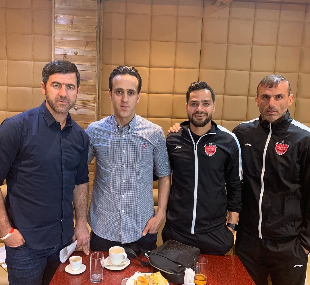 «قدر آقا کریم را خیلی بدانیم»؛ حمایت علی کریمی از باقری در واکنش به فحاشی هواداران تراکتور