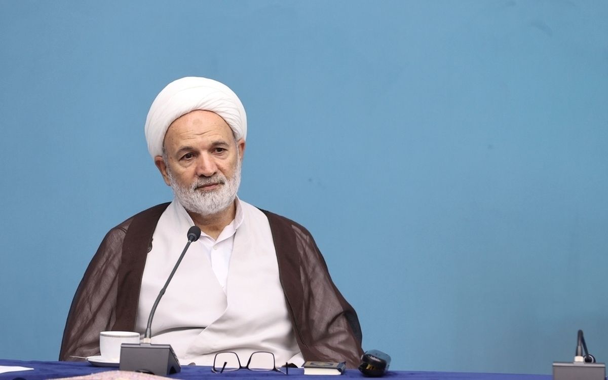 روانبخش، نماینده قم: پزشکیان «گاف» بزرگی داد، دشمن غلط می‌کند خامنه‌ای را بزند