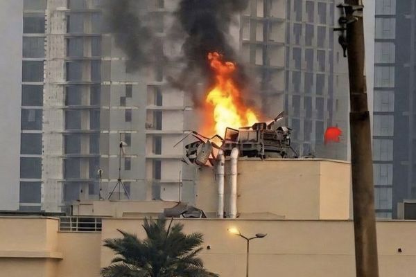 رویترز و آسوشیتدپرس: سفارت آمریکا در بغداد هدف حمله موشکی قرار گرفت