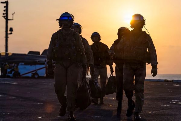 اعزام دو هزار نیروی زبده آمریکا به خاورمیانه همزمان با تلاشهای دیپلماتیک برای کاهش تنش