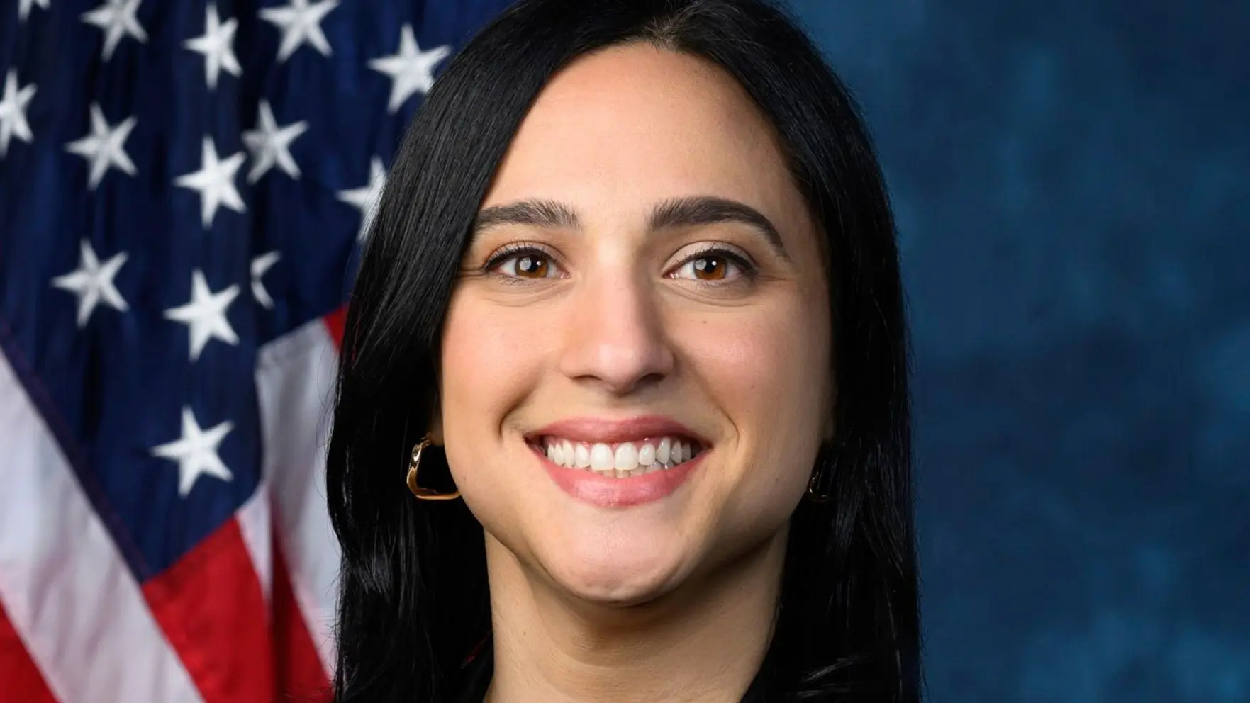 یاسمین انصاری، عضو ایرانی‌تبار کنگره آمریکا، کار خود را در مجلس نمایندگان آغاز کرد