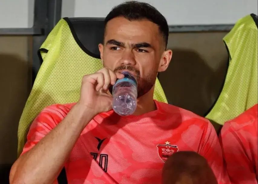 خبر بد برای پرسپولیس؛ مصدومیت اورونوف برطرف نشد و بازی فولاد را از دست داد