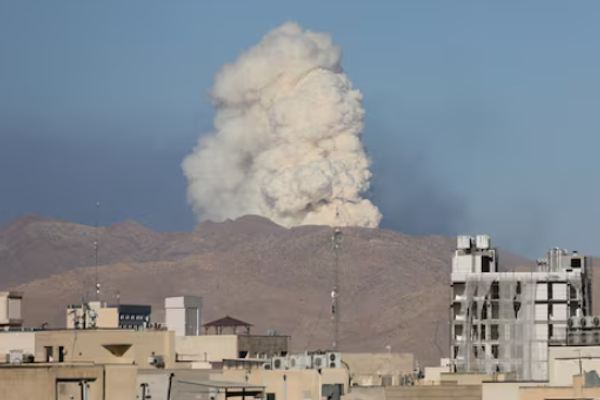 مسؤول إسرائيلي: سنوقف الهجمات إذا وافقت إيران على تفكيك برنامجها النووي