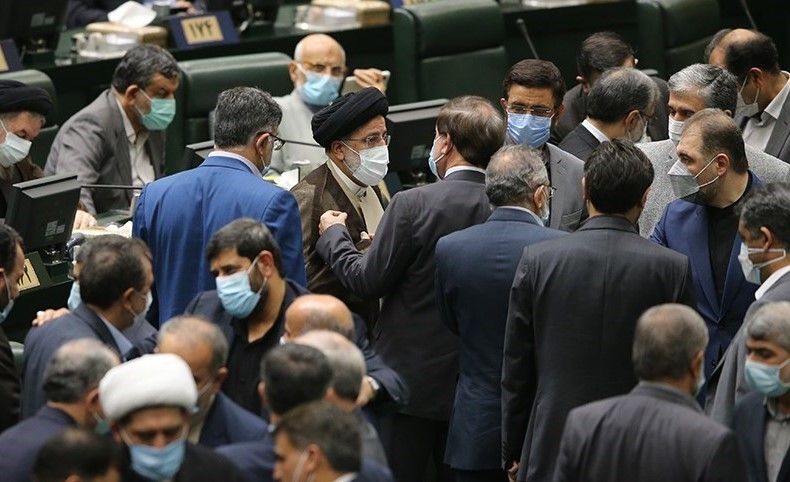Iran's Elite Increasingly Pessimistic And Anxious Over Nuclear Talks
