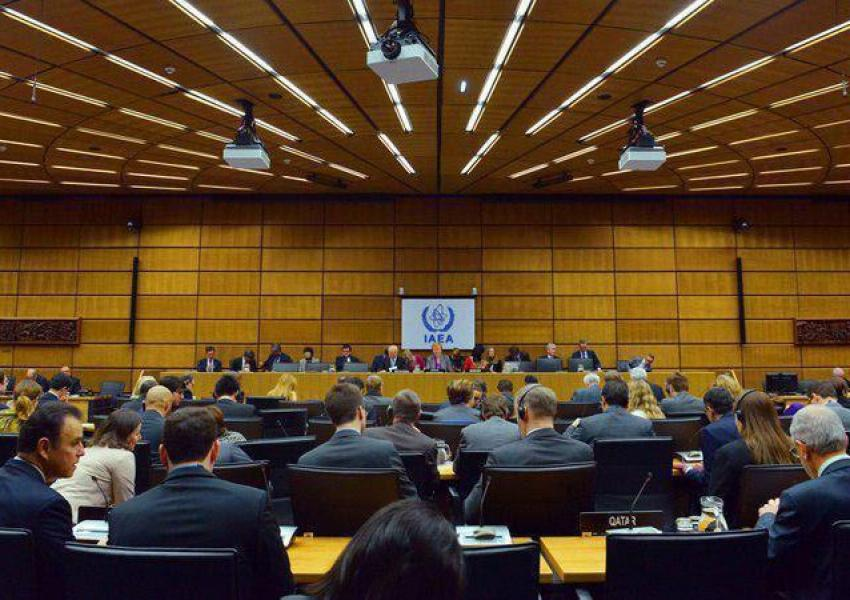 شورای حکام قطعنامه علیه برنامه هسته‌ای جمهوری اسلامی را تصویب کرد 