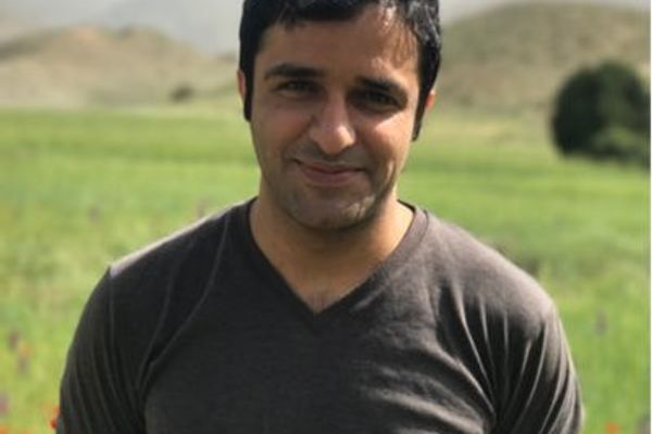 Iranian Activist Put in Solitary for Exposing Bedbugs at Tehran Prison