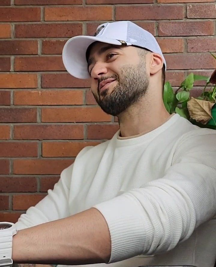 اختصاصی؛ ضرب و جرح توماج صالحی هنگام بازداشت مجدد و قبلِ تحویل به زندان دستگرد