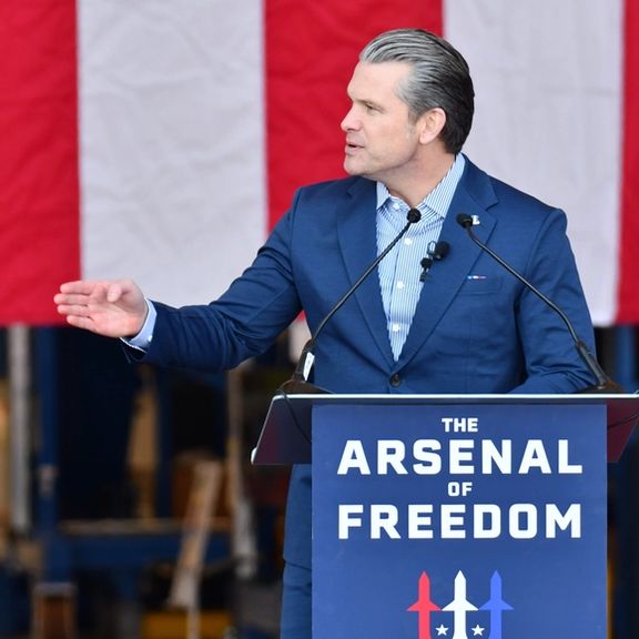 هگست: اگر ایران از مذاکره طفره برود، پنتاگون بیش از هر زمان دیگری آماده اقدام است