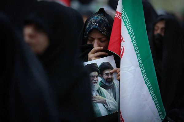 توافق موقت تهران و واشینگتن وعده پایان جنگ میدهد، اما چگونگی آن نامشخص است